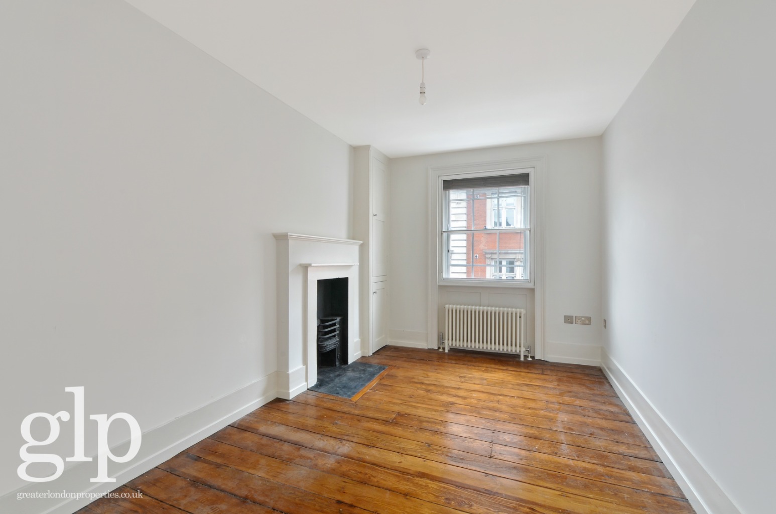 3 Bedroom Town House, Wellington Street, Covent Garden, WC2E
