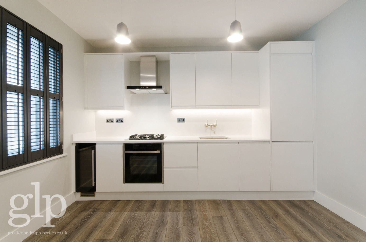 1 Bedroom Flat, Rupert Court, London, Greater London, W1D