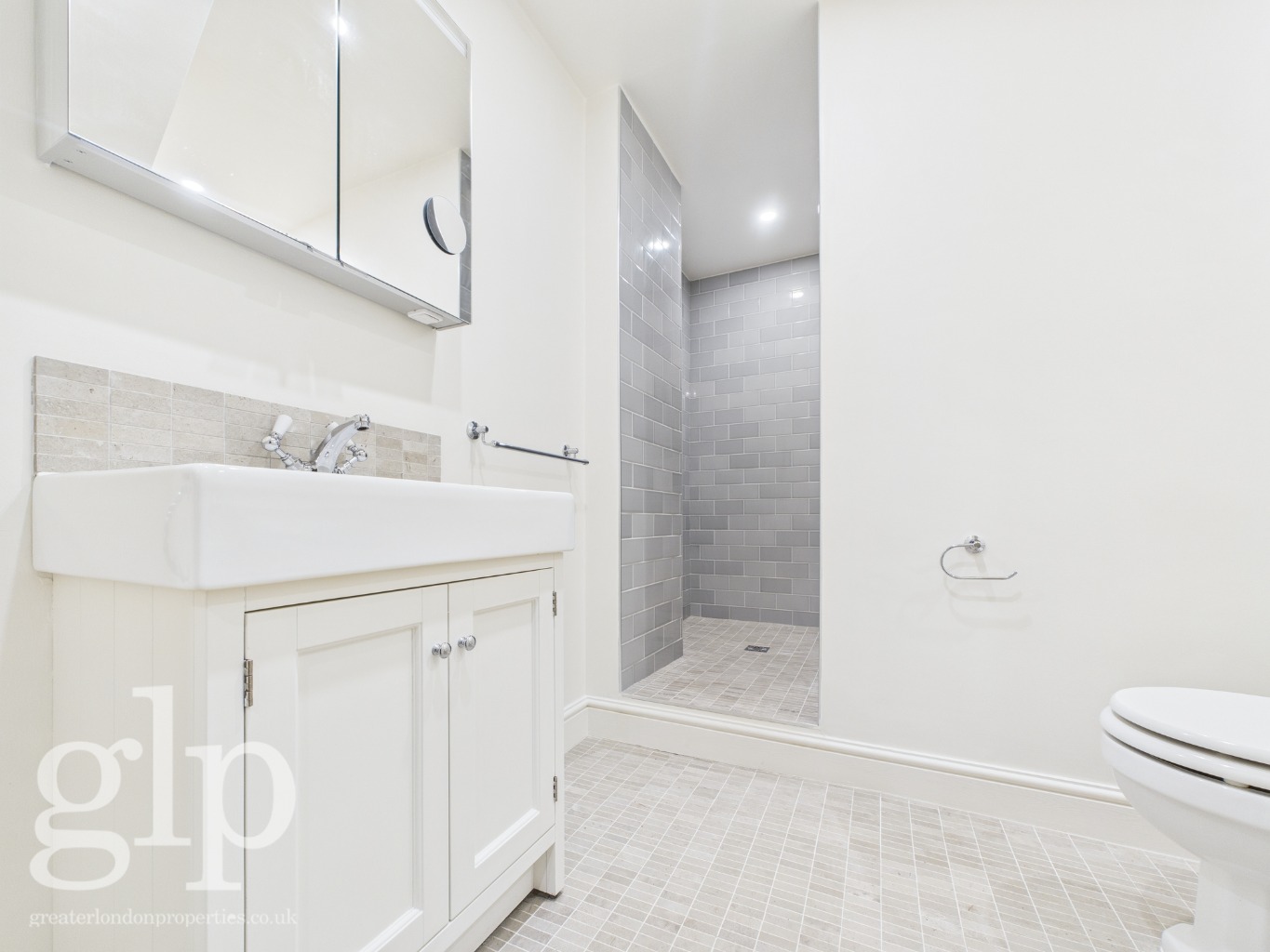 2 Bedroom Apartment, Park Street, London, Mayfair W1K