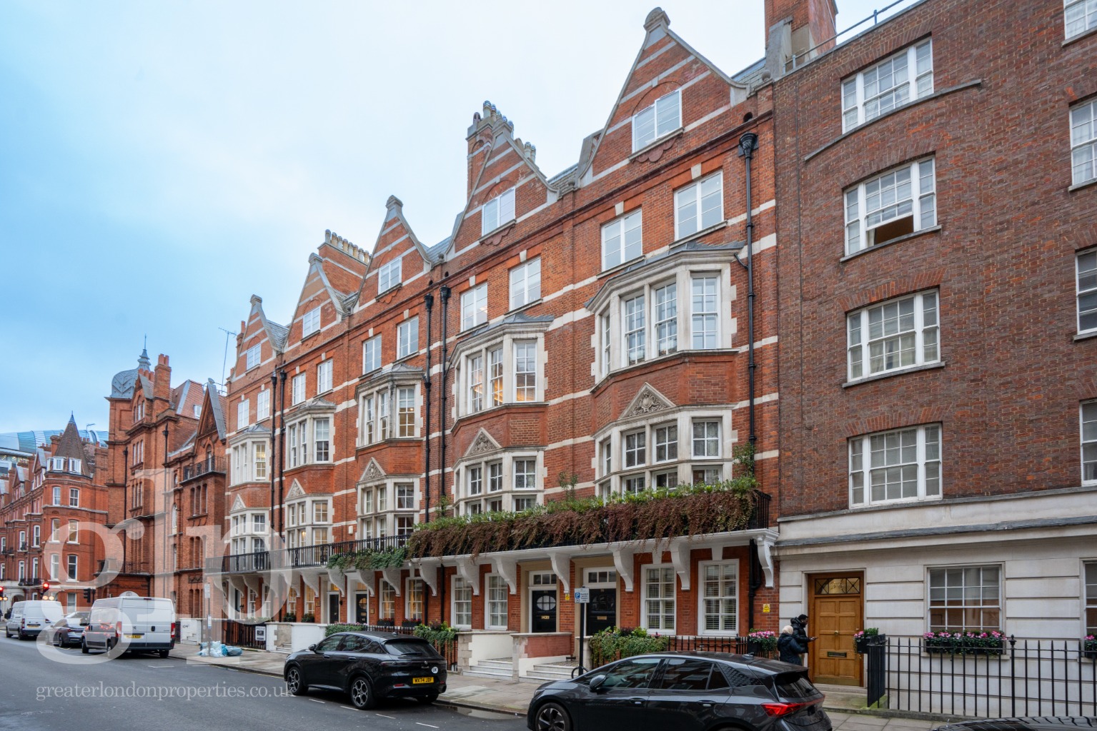 2 Bedroom Apartment, Park Street, London, Mayfair W1K