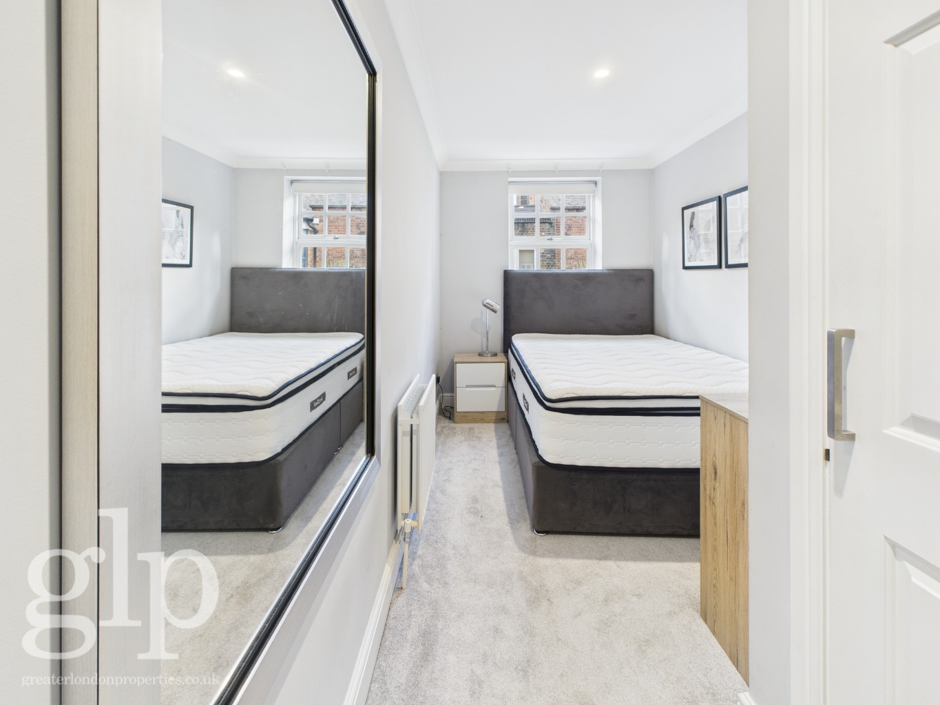 2 Bedroom Apartment, Picton Place, Mayfair W1U