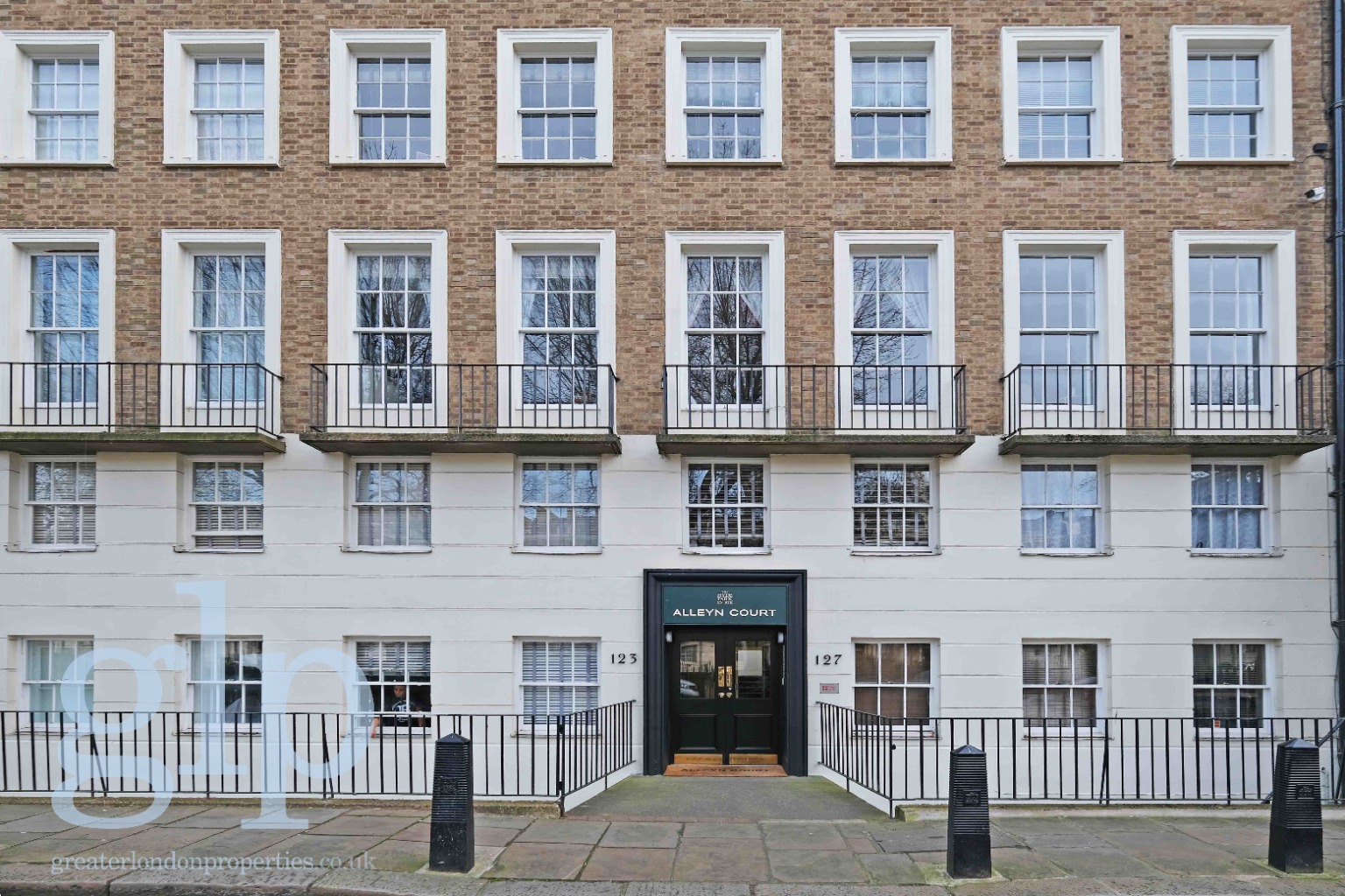 1 Bedroom Apartment, Sussex Gardens, Hyde Park, W2
