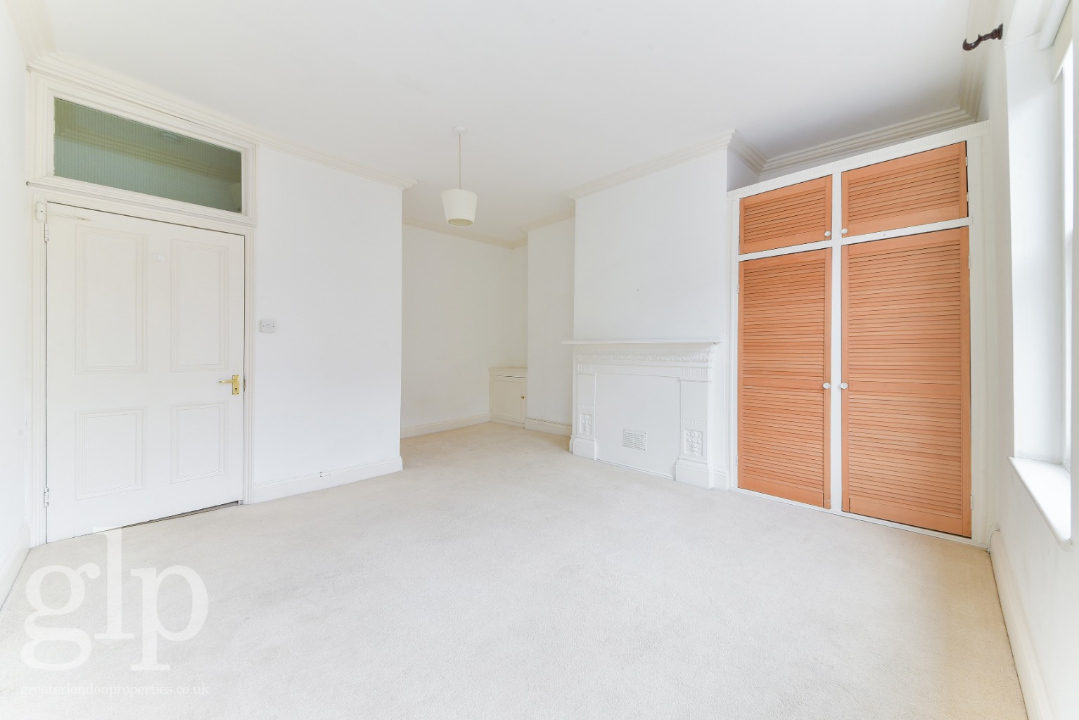 2 Bedroom Apartment, Lambs Conduit Street, Bloomsbury, WC1N