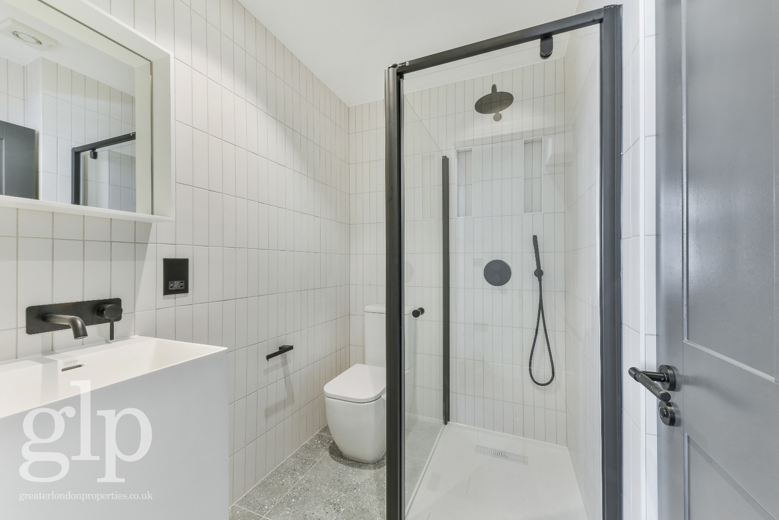 Appartement, Shaftesbury Avenue, Soho, W1D