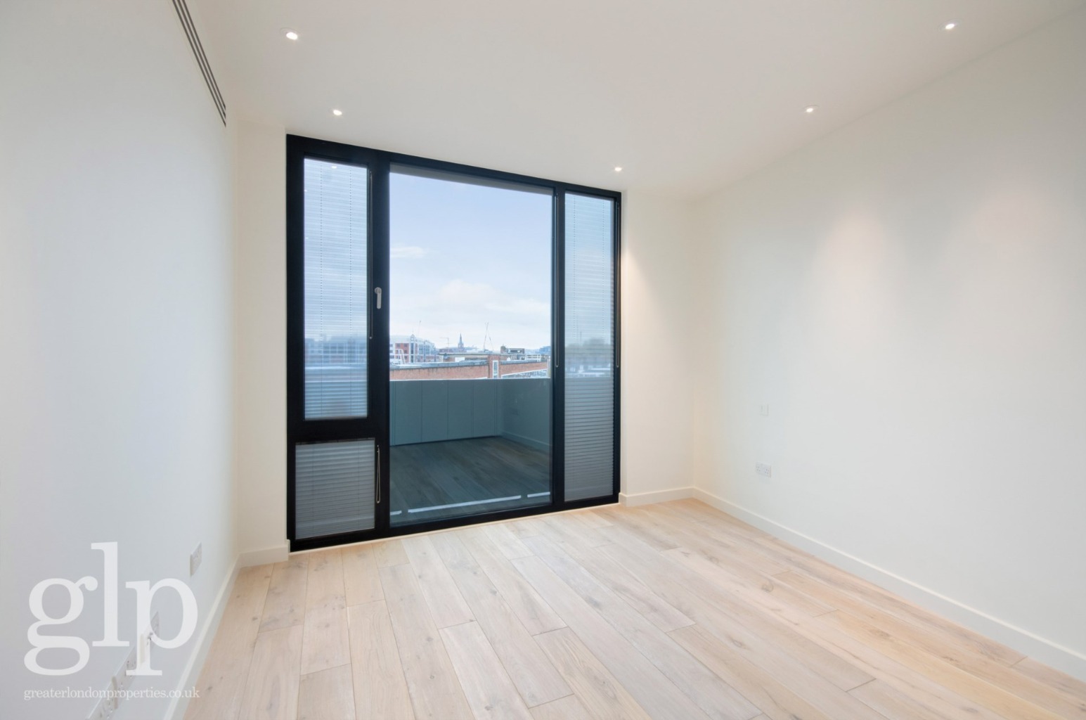 3 Bedroom Penthouse, Gensurco House, Rosebery Avenue, Clerkenwell, EC1R