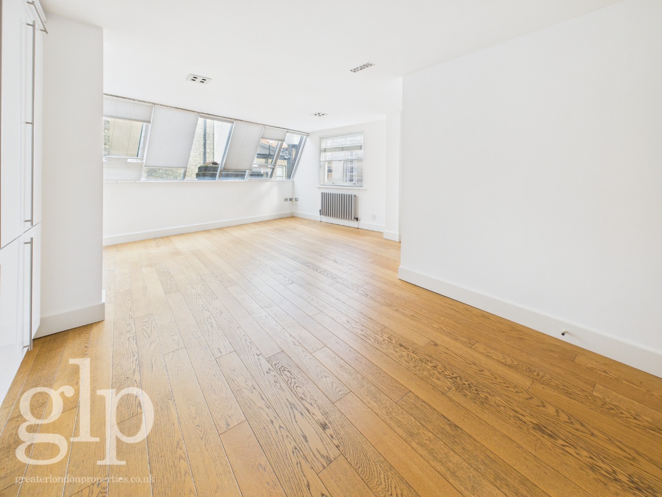 2 Bedroom Apartment, Wellington Street, Covent Garden, WC2E