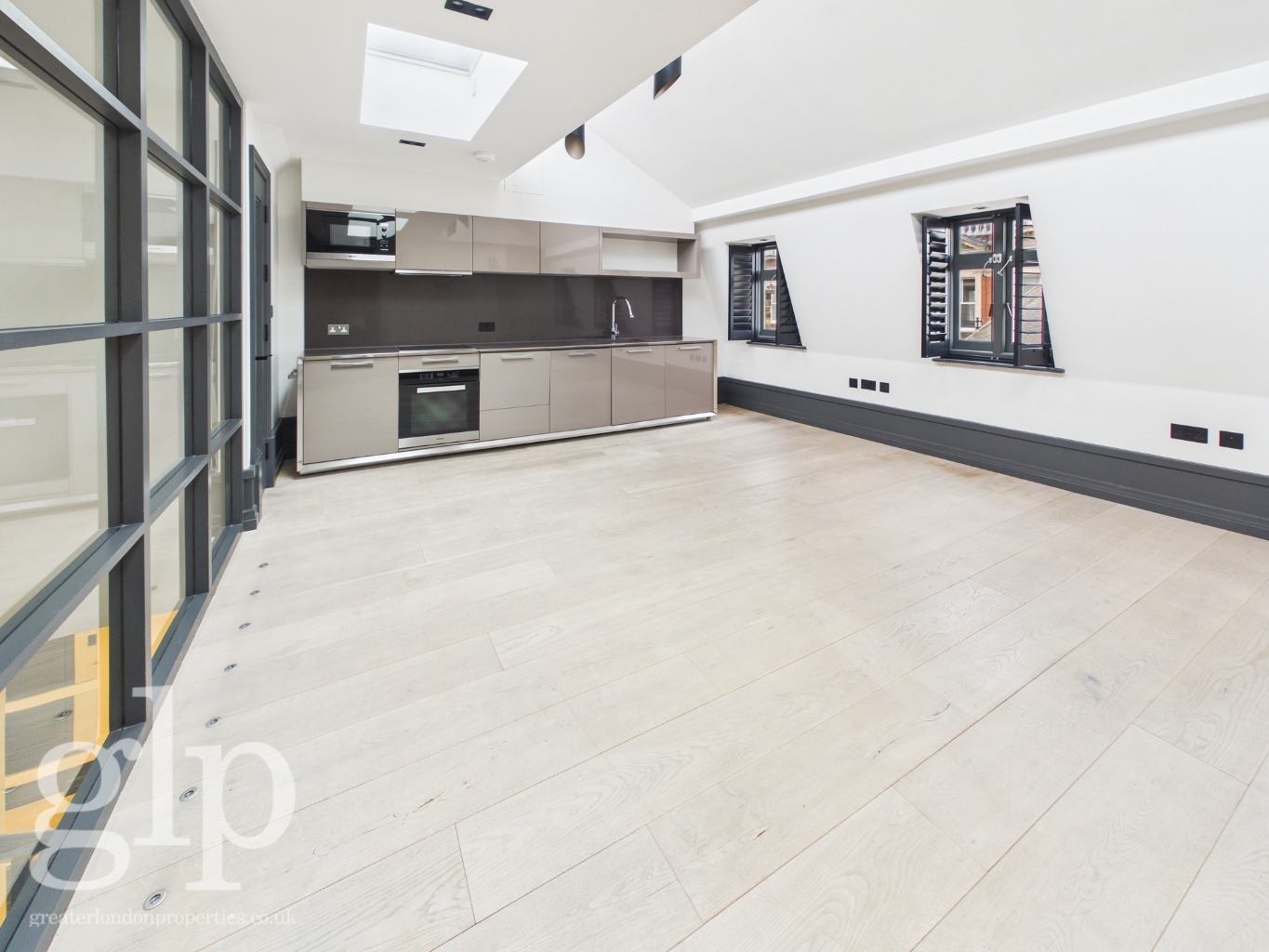 2 Bedroom Flat, King Street, London, Greater London, Covent garden, WC2E