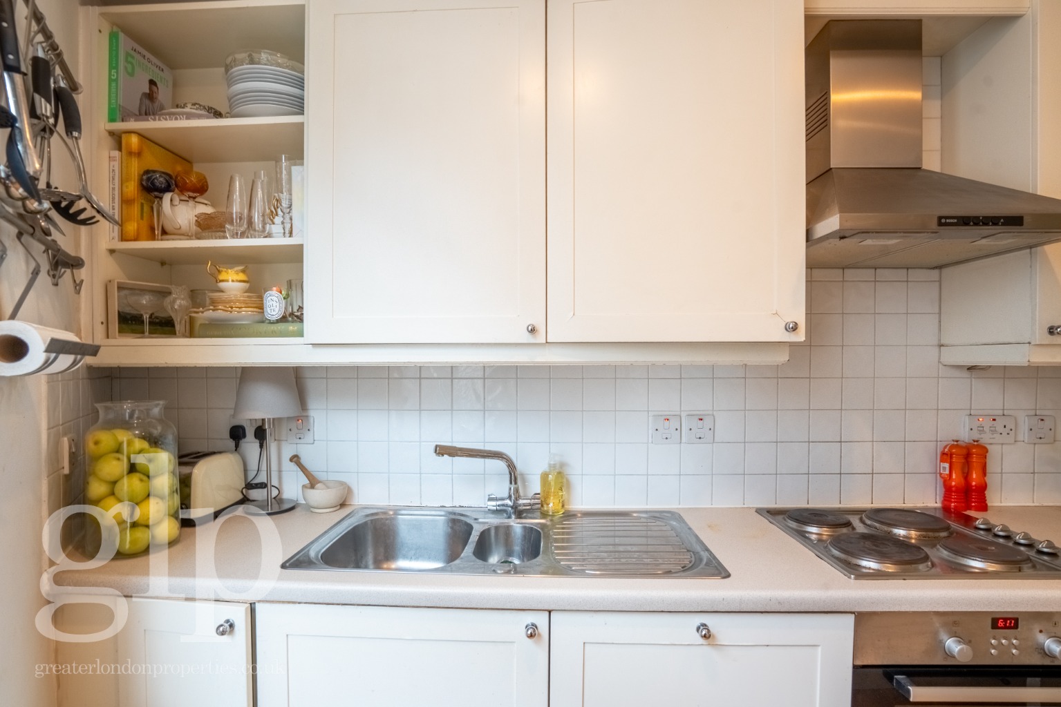 2 Bedroom Apartment, Garrick Street, Covent Garden, London, WC2E 9BH