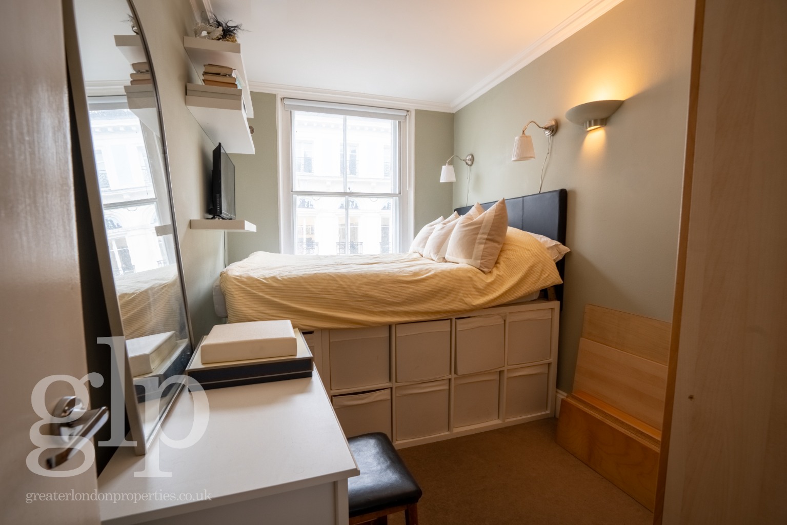 2 Bedroom Apartment, Garrick Street, Covent Garden, London, WC2E 9BH