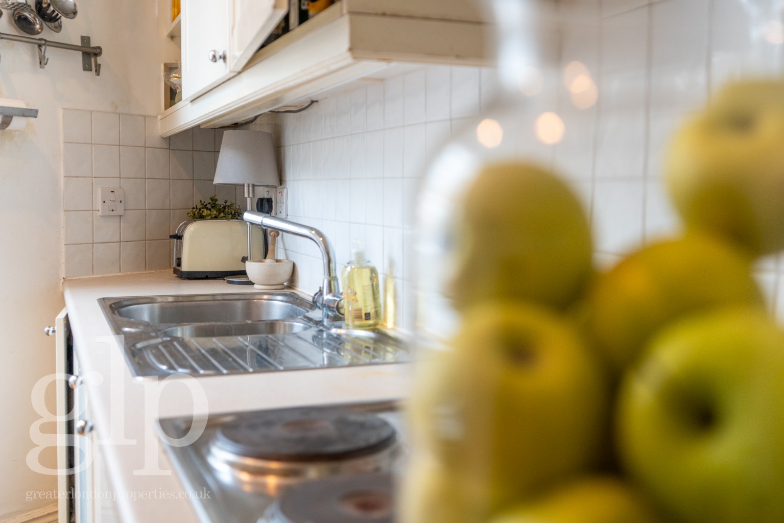 2 Bedroom Apartment, Garrick Street, Covent Garden, London, WC2E 9BH