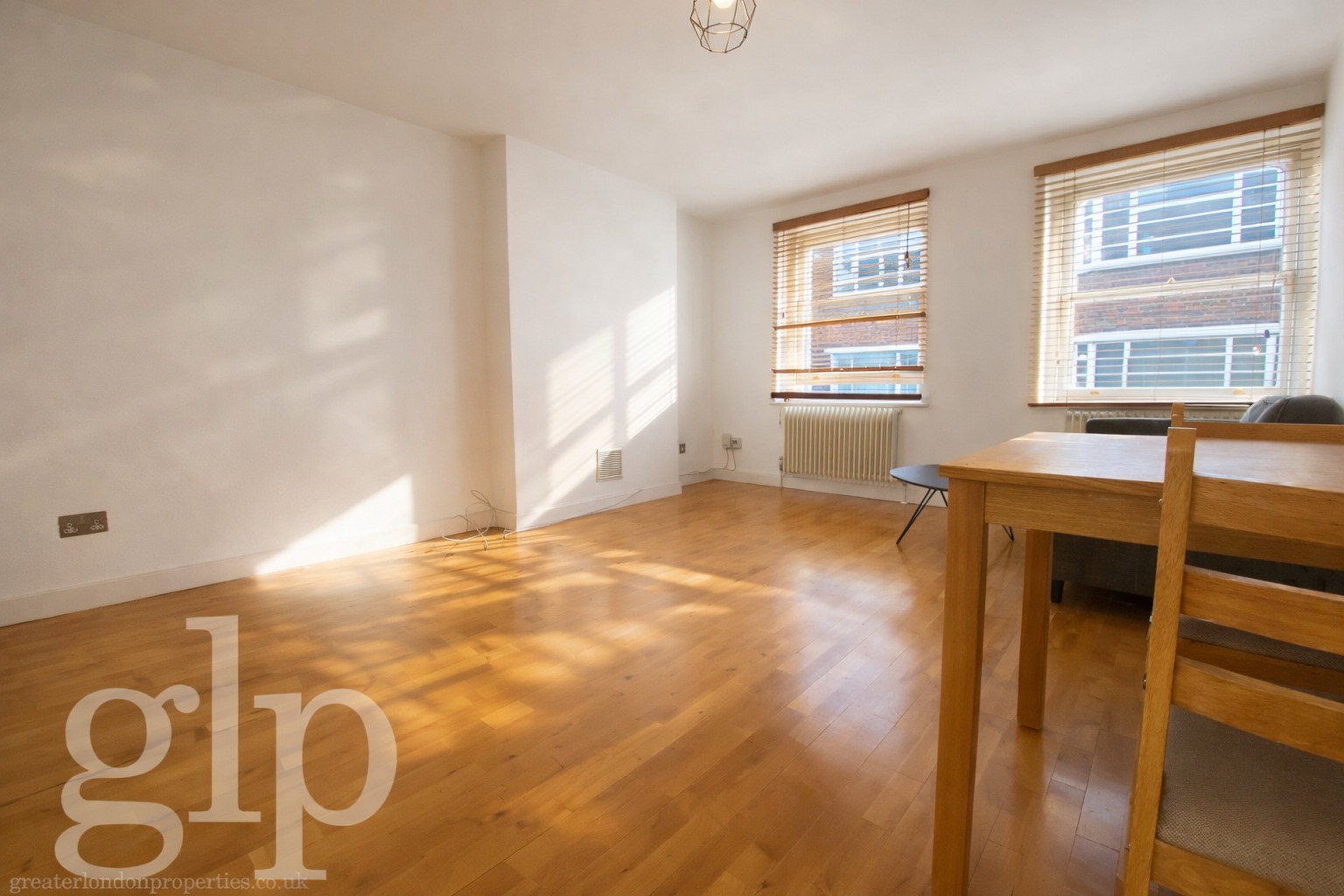 1 Bedroom Apartment, Gower Mews, Bloomsbury, WC1E