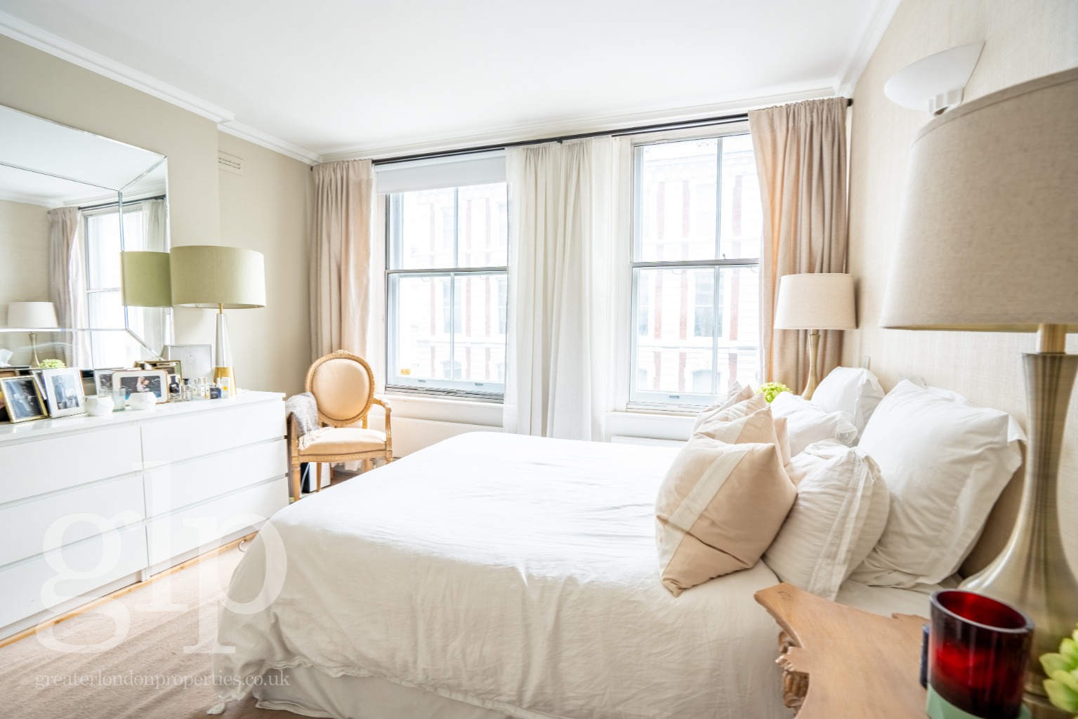 2 Bedroom Apartment, Garrick Street, Covent Garden, London, WC2E 9BH