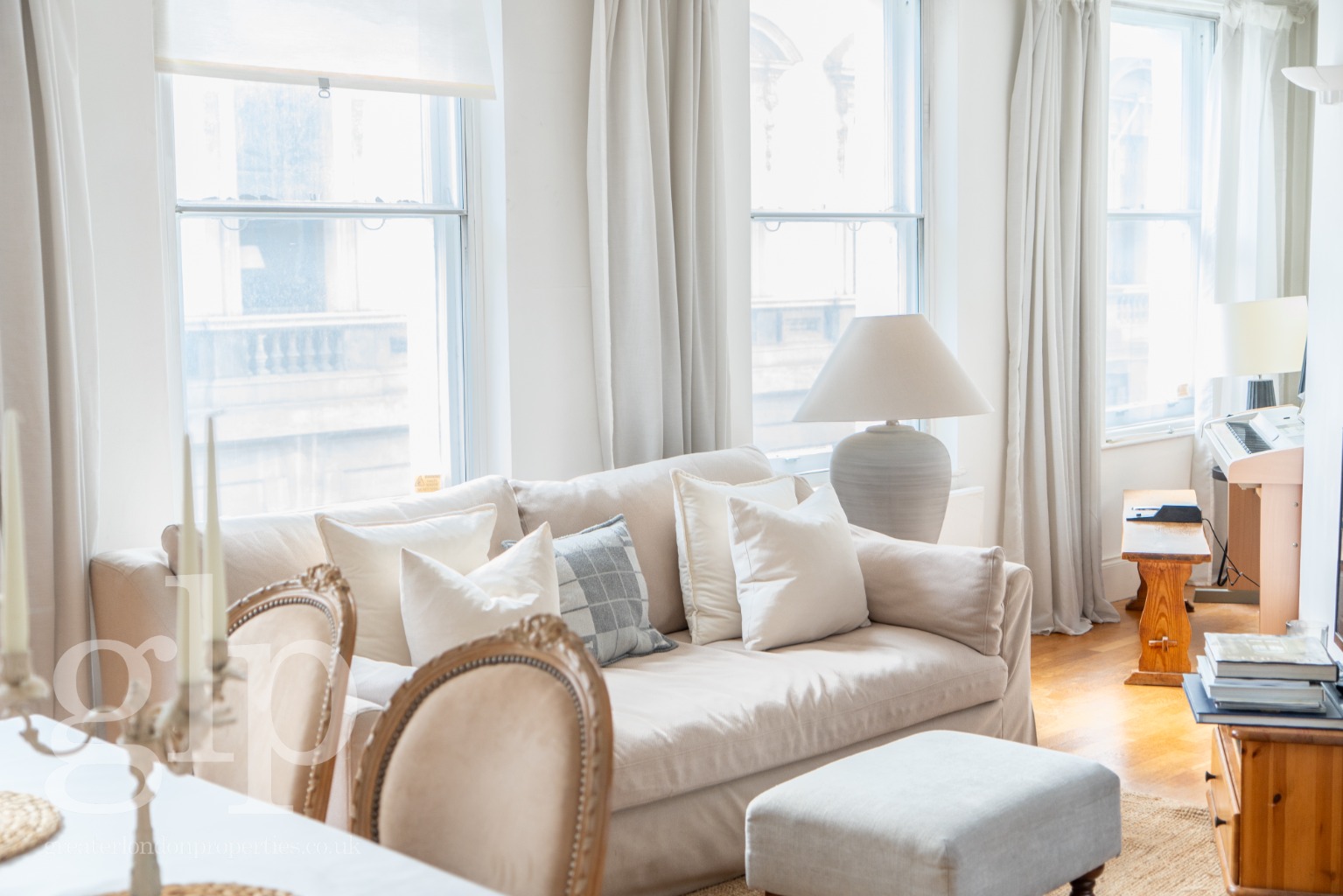 2 Bedroom Apartment, Garrick Street, Covent Garden, London, WC2E 9BH