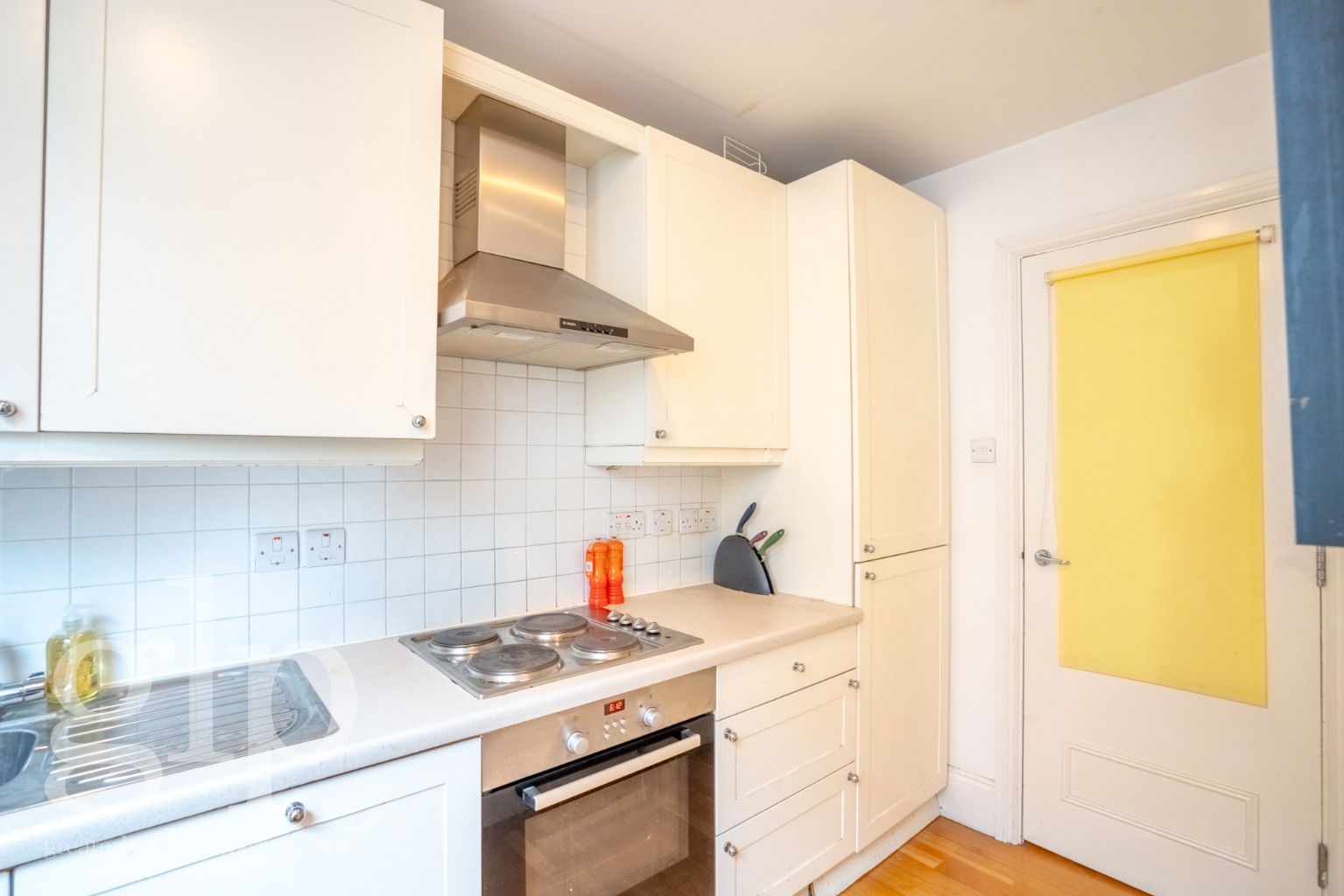 2 Bedroom Apartment, Garrick Street, Covent Garden, London, WC2E 9BH