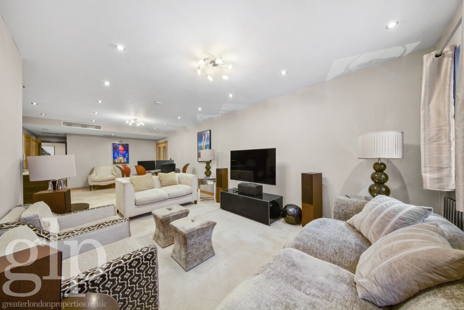 2 Bedroom Apartment, Upper John Street, Soho, W1F