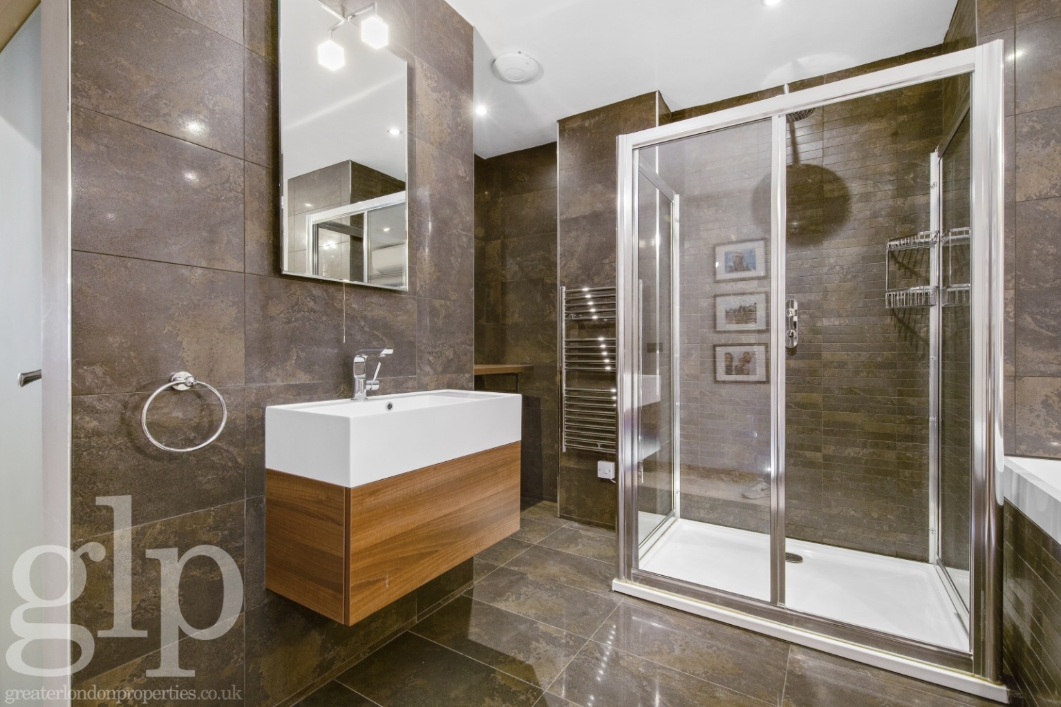 2 Bedroom Apartment, Upper John Street, Soho, W1F