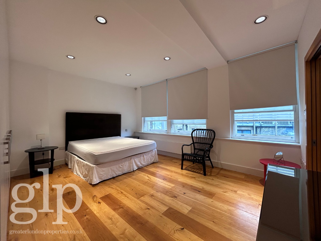 2 Bedroom Apartment, Great Titchfield Street W1W