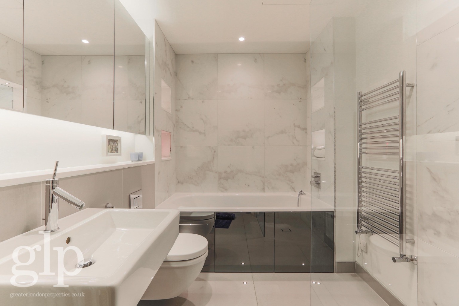 2 Bedroom Apartment, St. Martin’s Lane, Covent Garden , WC2N