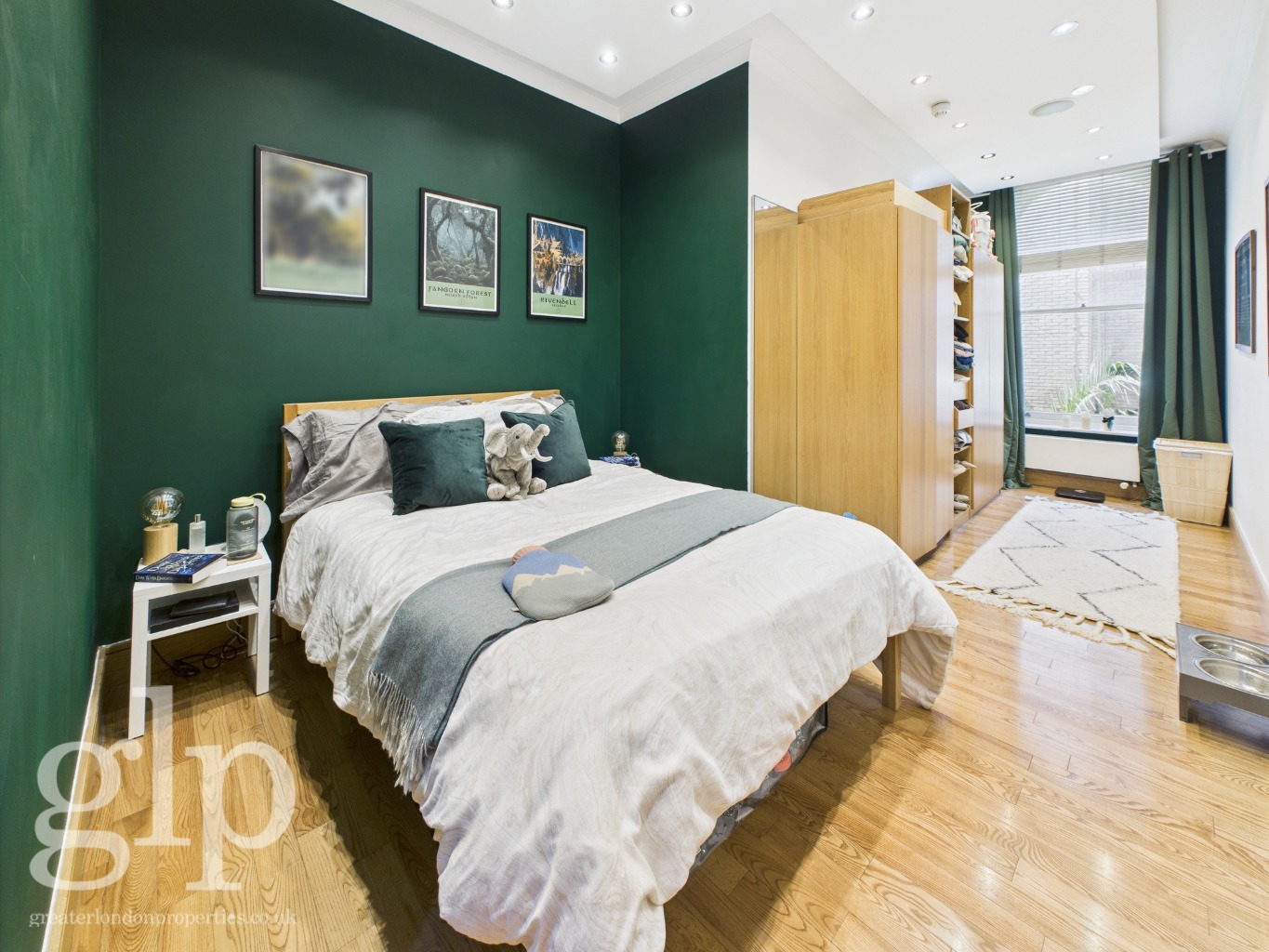 3 Bedroom Apartment, Bloomsbury Square, Bloomsbury, WC1A