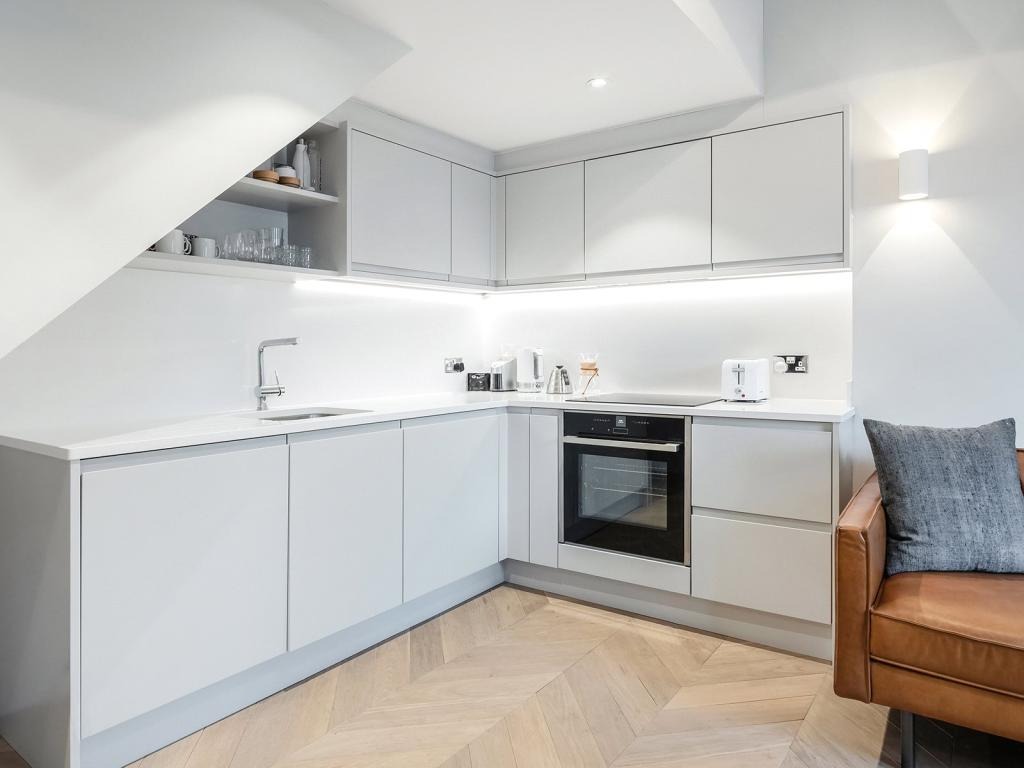 1 Bedroom Apartment, Goodge Street, Fitzrovia, W1T