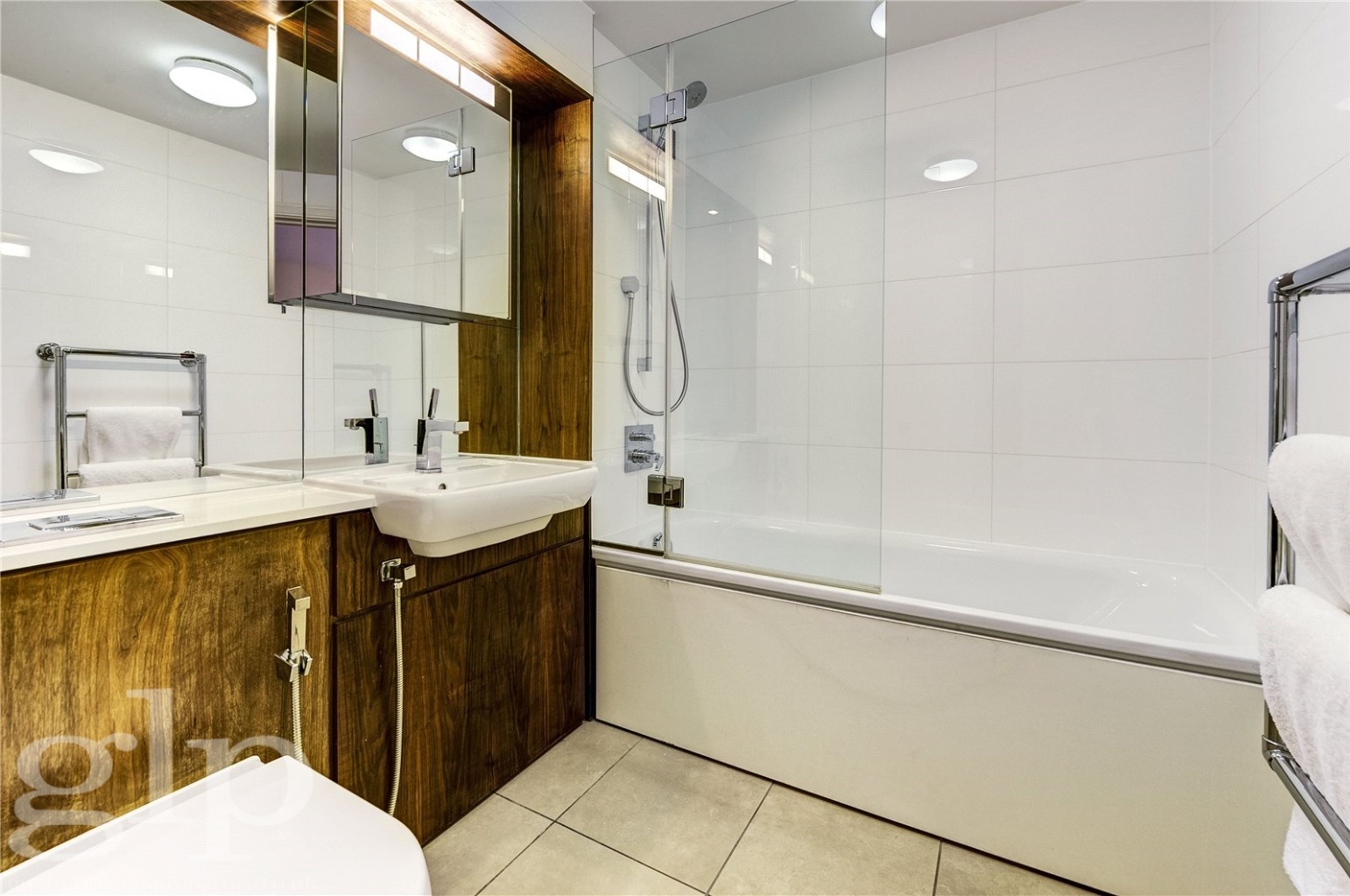 2 Bedroom Apartment, Weymouth Street, Marylebone, W1W