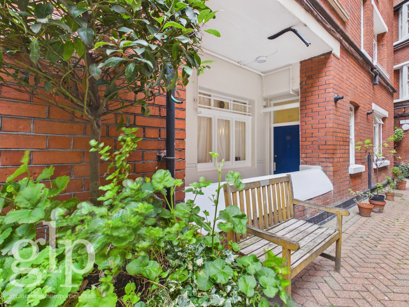 1 Bedroom Apartment, Queen Alexandra Mansions, Bidborough Street, London,  WC1H