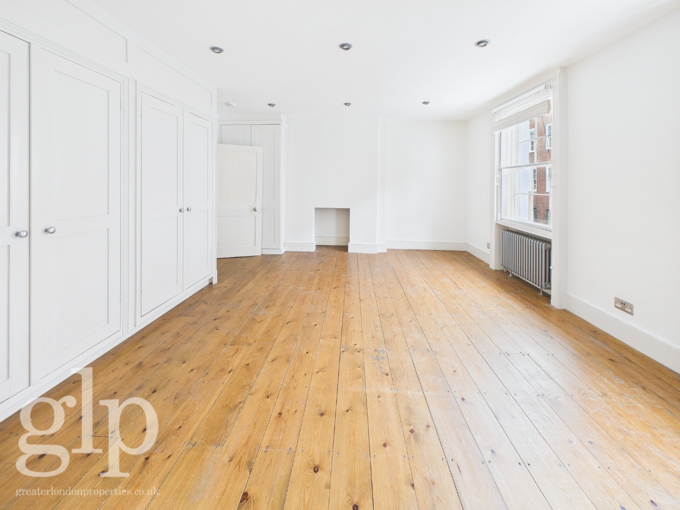 2 Bedroom Apartment, Earlham Street, Covent Garden, WC2H