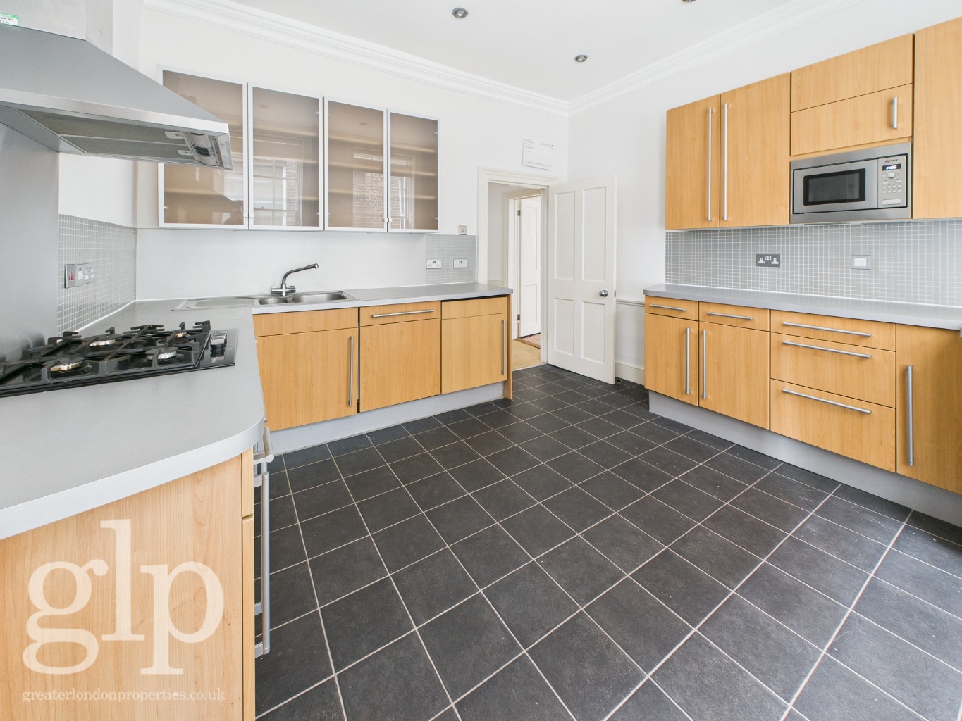 2 Bedroom Apartment, Earlham Street, Covent Garden, WC2H