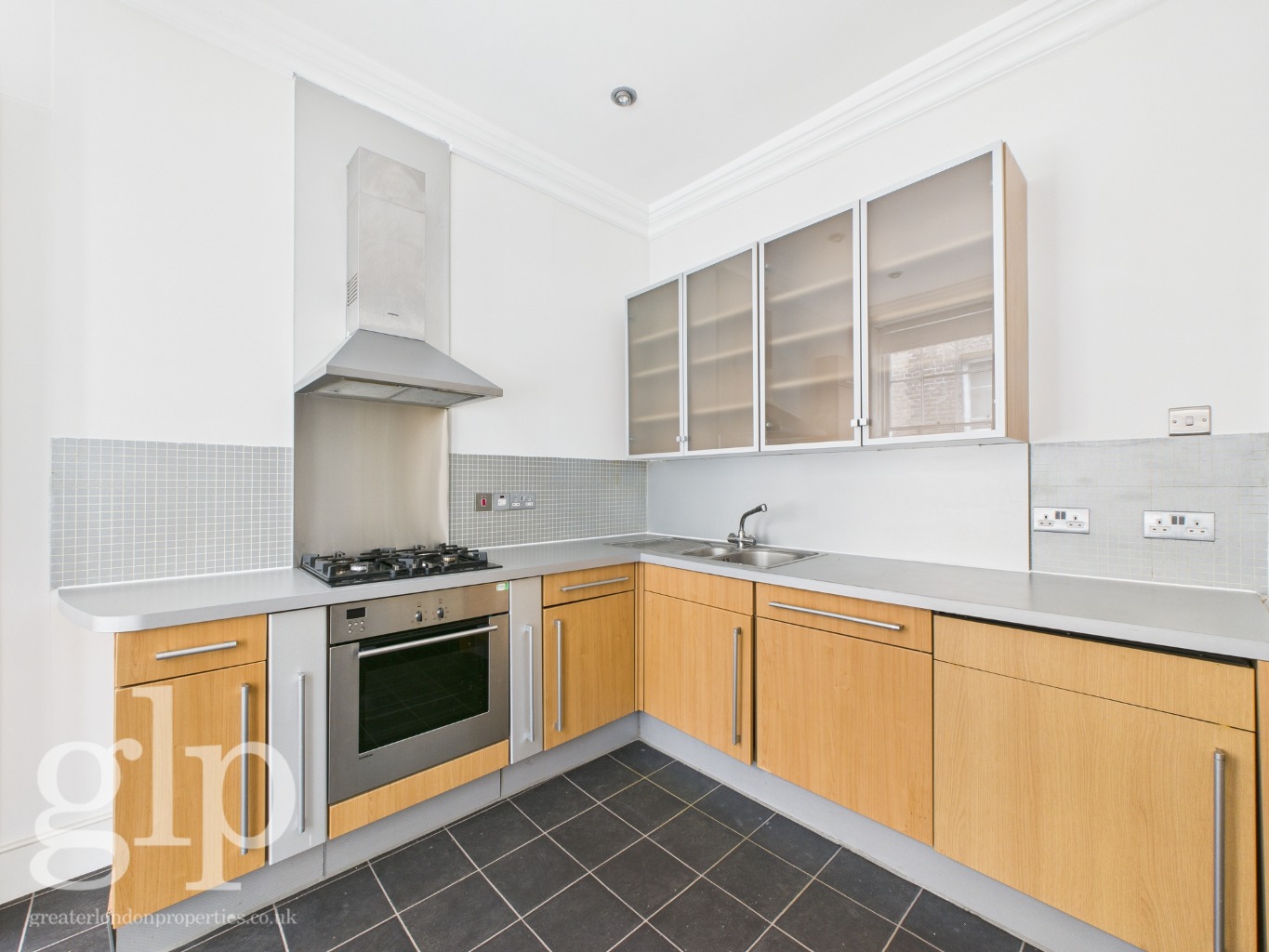 2 Bedroom Apartment, Earlham Street, Covent Garden, WC2H