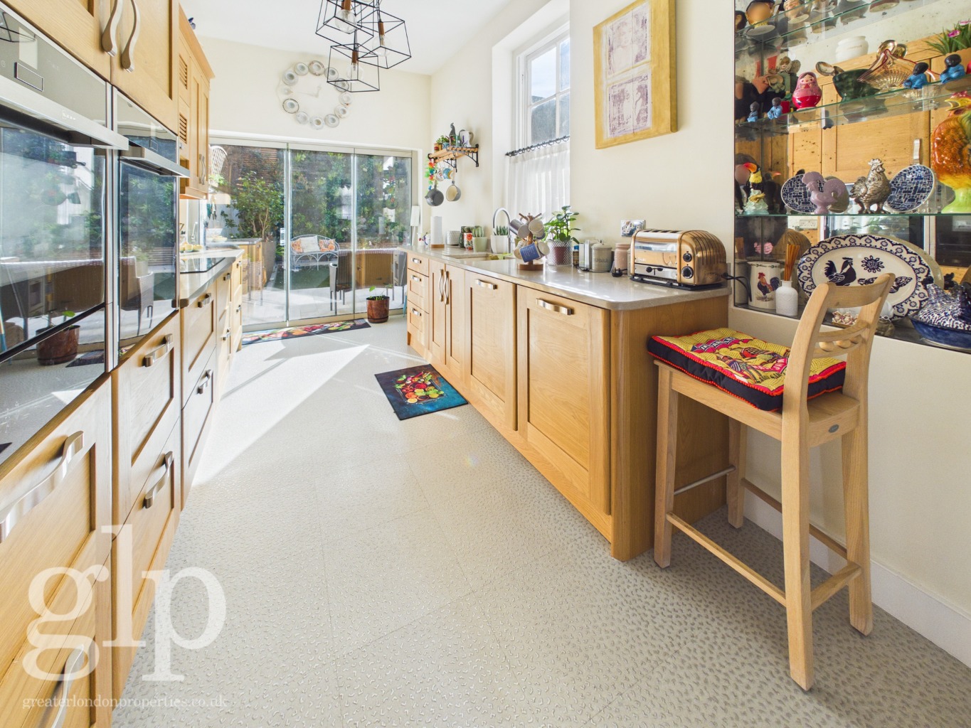 4 Bedroom Terraced, Great Ormond Street, Bloomsbury, London,  WC1N 3HZ