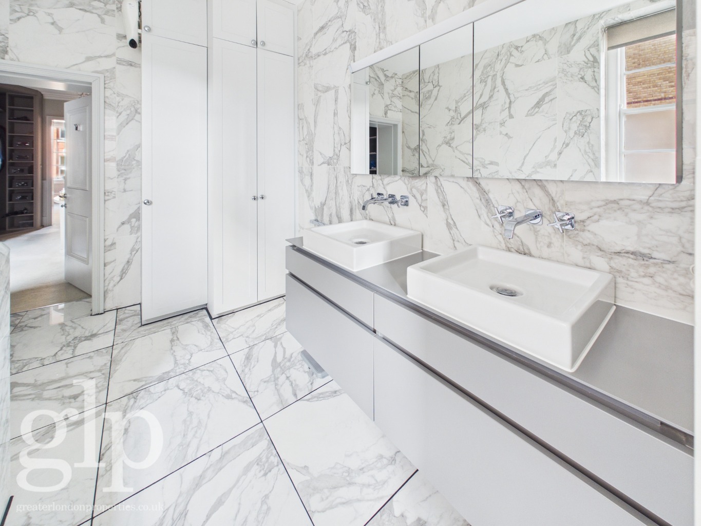 4 Bedroom Terraced, Great Ormond Street, Bloomsbury, London,  WC1N 3HZ