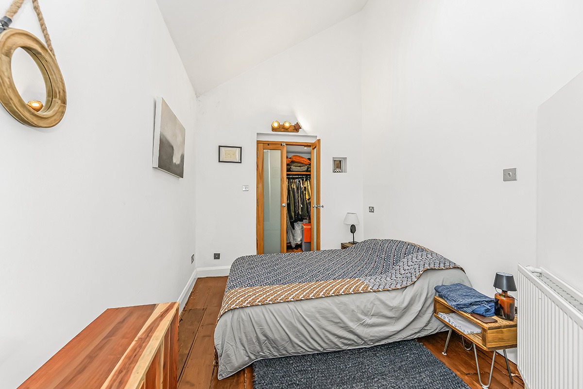1 Bedroom Apartment, Berwick Street, London, W1F