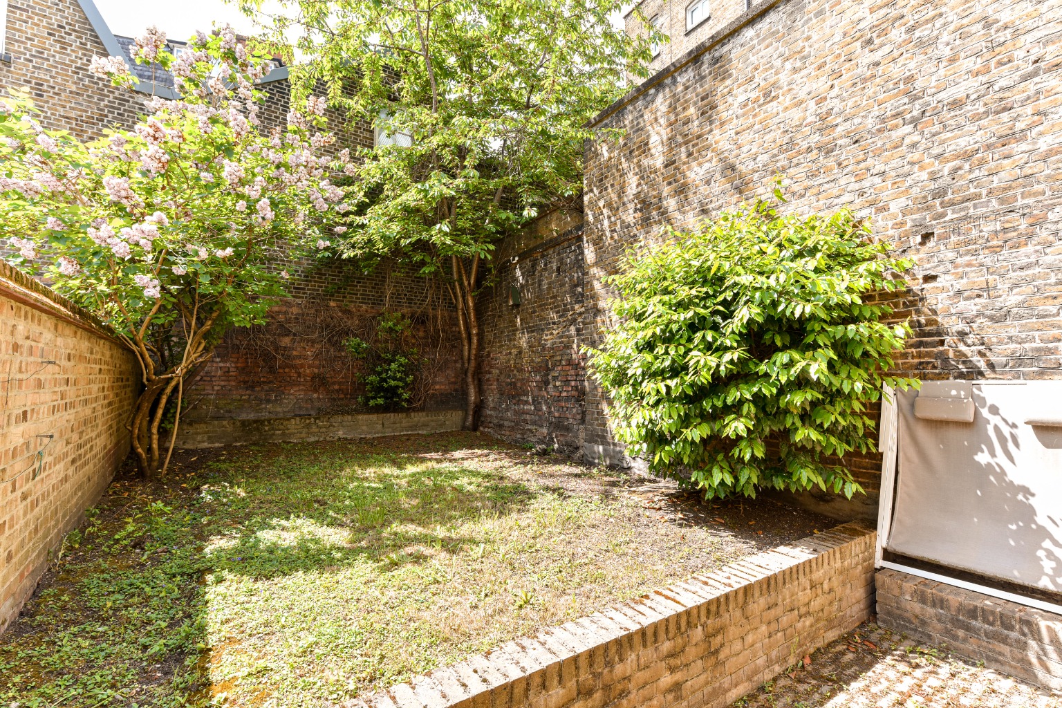 4 Bedroom Terraced, Chalton Street, London, NW1