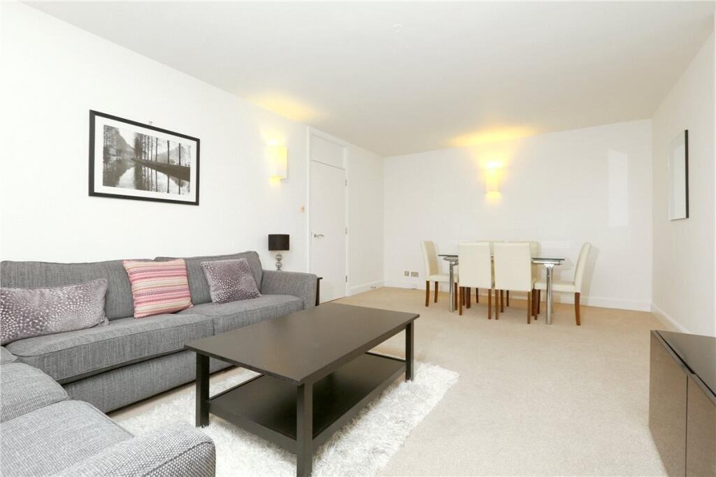 2 Bedroom Apartment, Weymouth Street, Marylebone, W1W