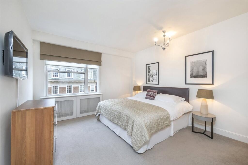 3 Bedroom Apartment, Weymouth Street, Marylebone, W1W