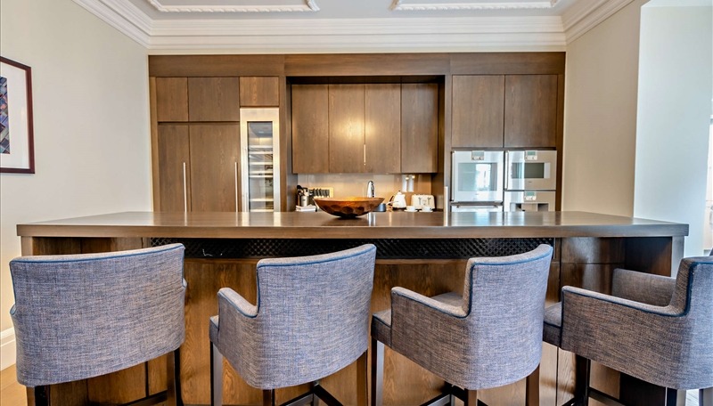 2 Bedroom Apartment, Duke Street, Mayfair, W1K 5