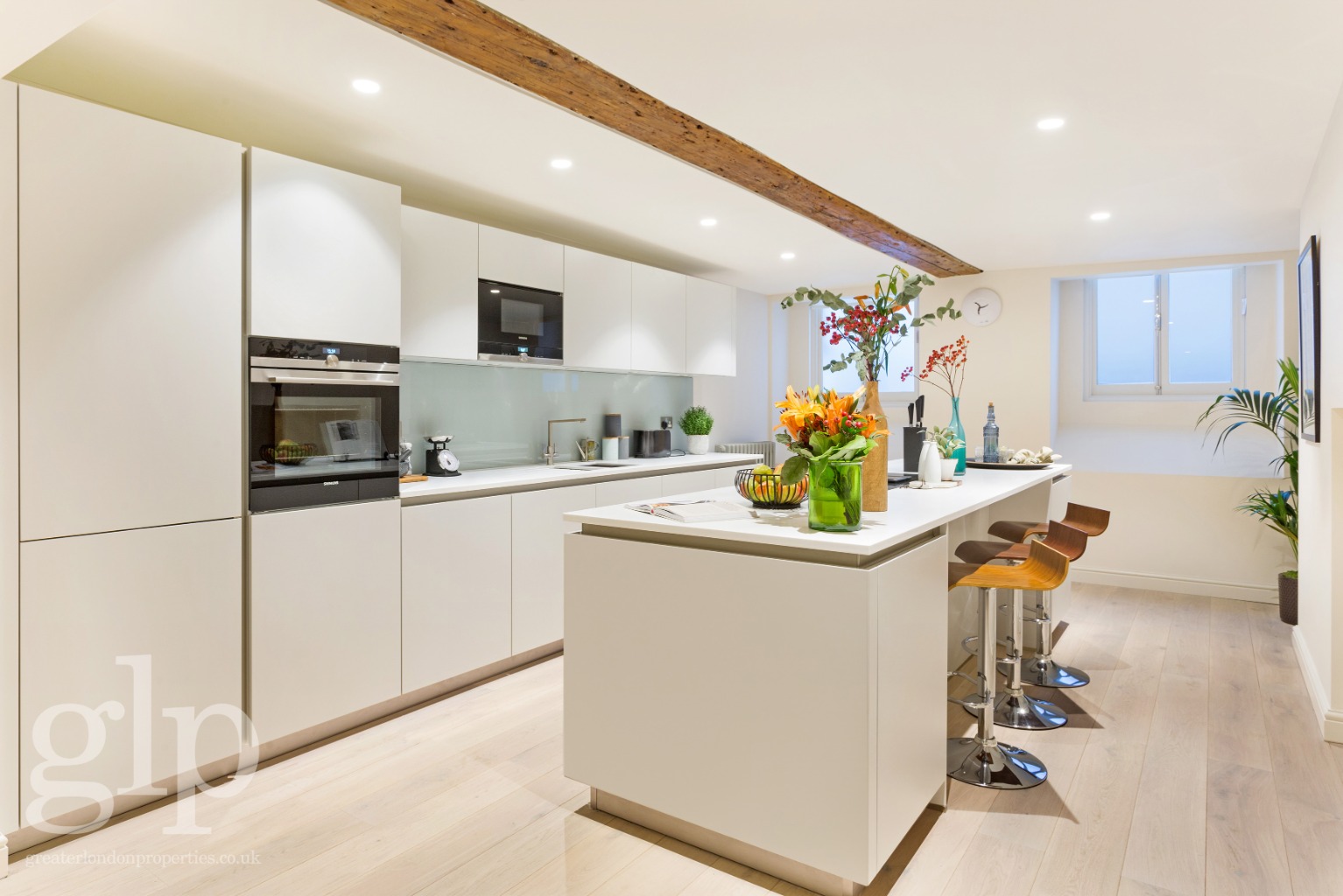 3 Bedroom Apartment, Soho Square, Soho, W1D