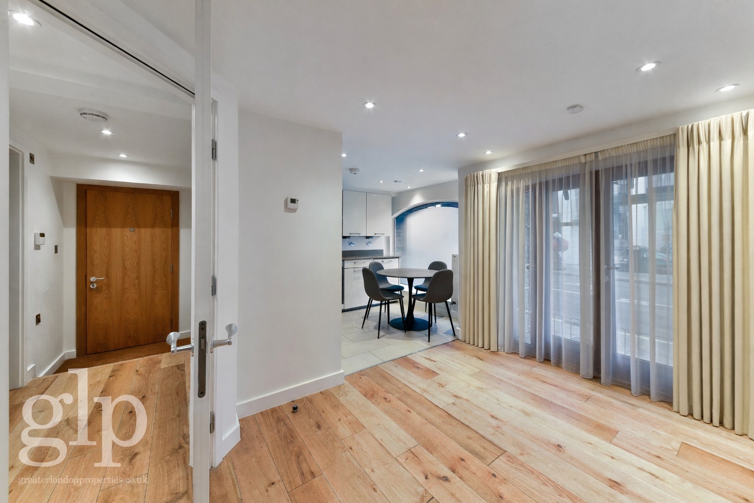 1 Bedroom Apartment, Ridgmount Street, Bloomsbury, WC1E