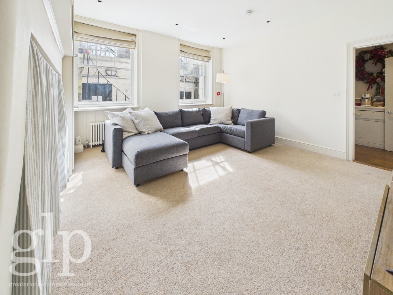 3 Bedroom Flat, Bloomsbury Square, Bloomsbury, WC1A