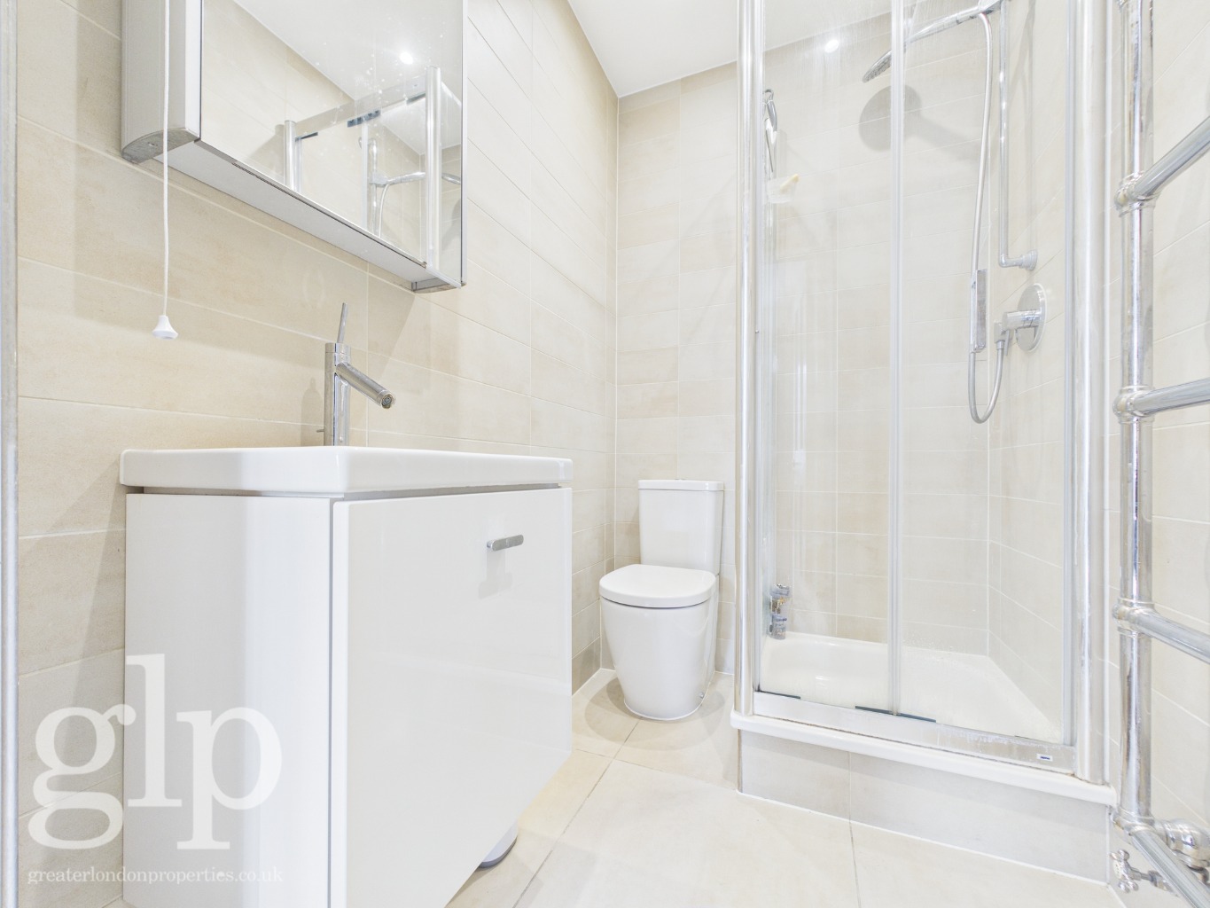 3 Bedroom Flat, Bloomsbury Square, Bloomsbury, WC1A