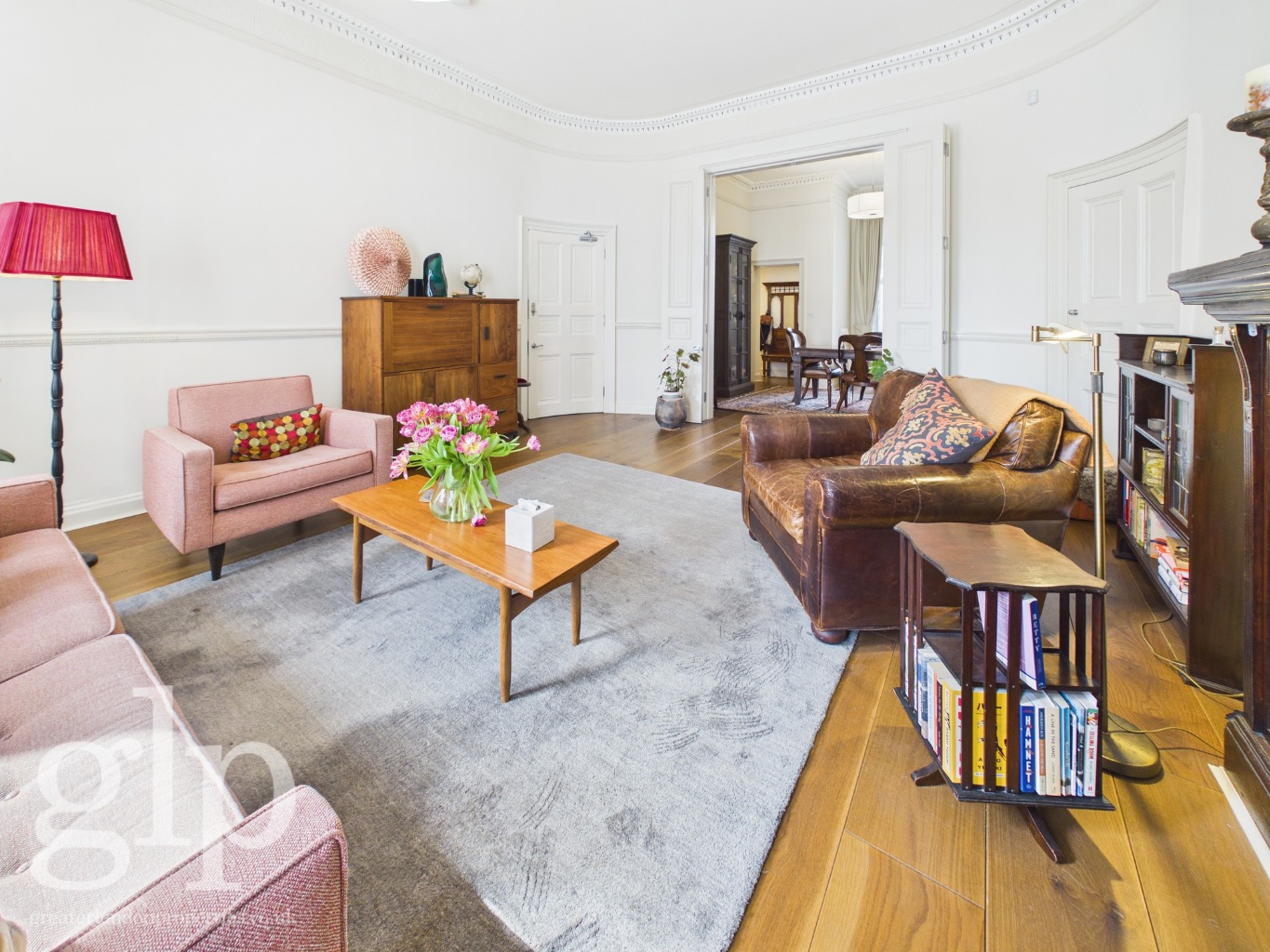 3 Bedroom Flat, Bloomsbury Square, Bloomsbury, WC1A