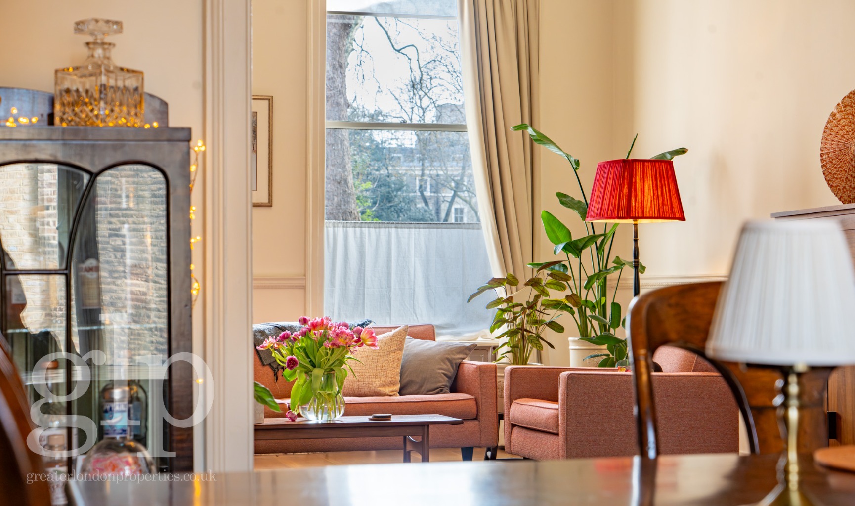 3 Bedroom Flat, Bloomsbury Square, Bloomsbury, WC1A