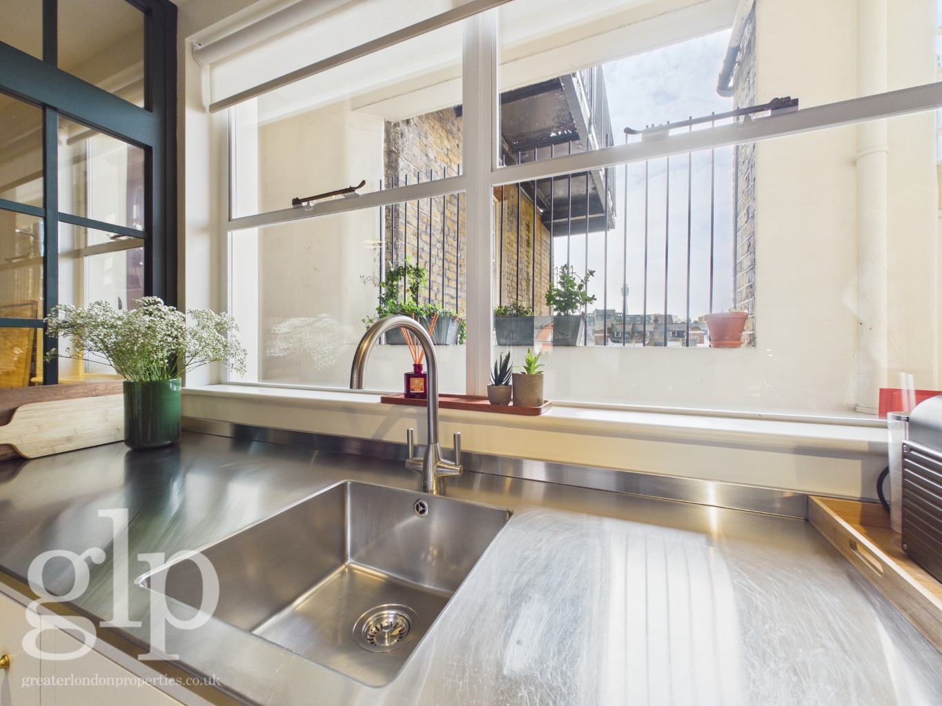 1 Bedroom Apartment, Hunter House, Hunter Street, Bloomsbury, WC1N