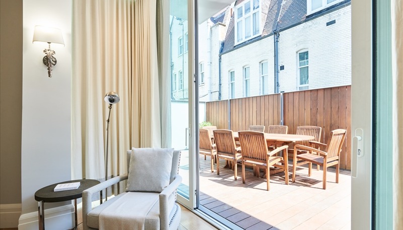 3 Bedroom Apartment, Duke Street, Mayfair, W1K