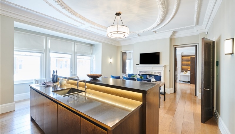 3 Bedroom Apartment, Duke Street, Mayfair, W1K
