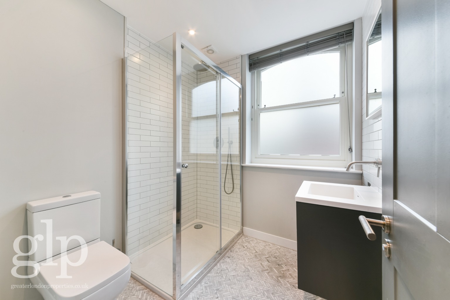 2 Bedroom Apartment, Goodge Street, Fitzrovia, W1T