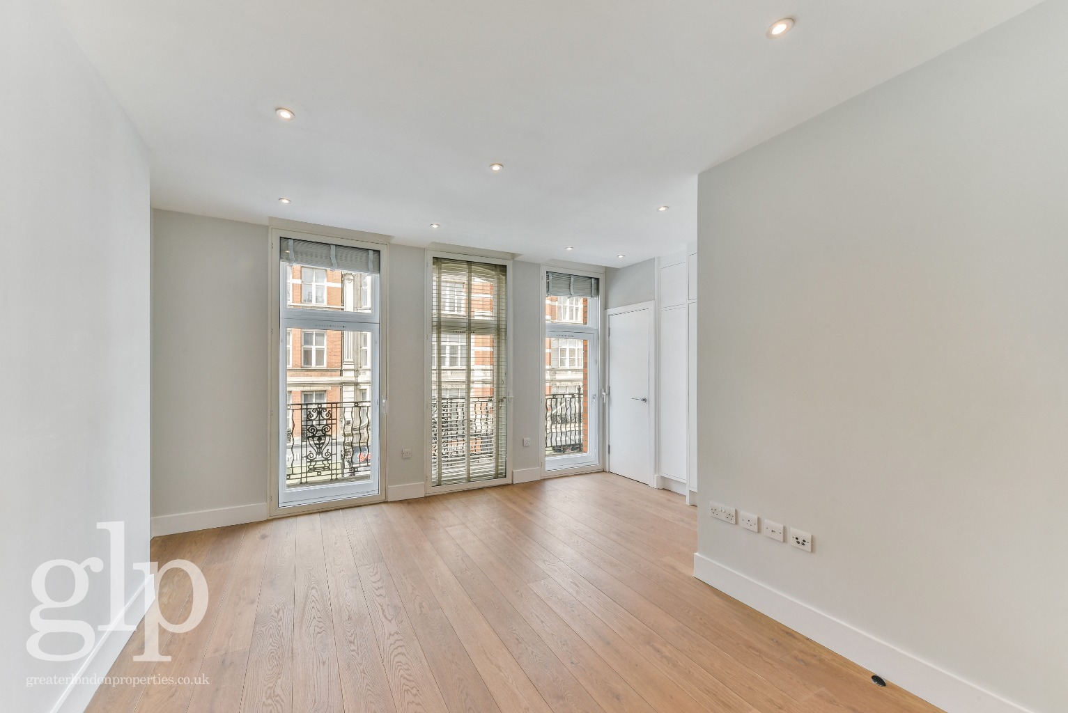 Apartment, Shaftesbury Avenue, Soho, W1D