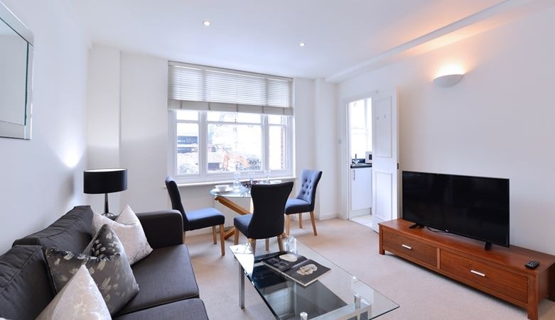 1 Bedroom Apartment, Hill Street, Mayfair, W1J