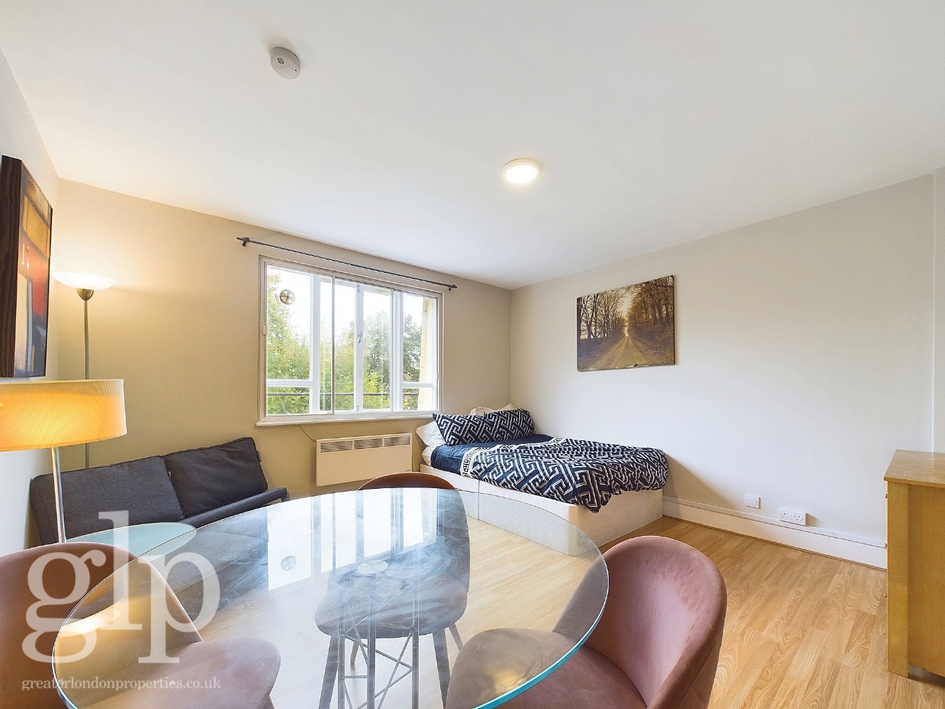 Studio, Alleyn Court, Sussex Gardens, W2