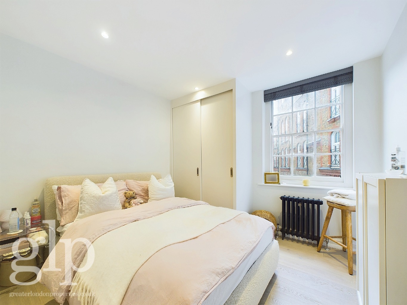 1 Bedroom Apartment, Earlham Street, Covent Garden, WC2H